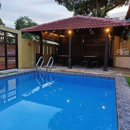 Homestay Laman Nuri, Kota Damansara Petaling Jaya Exteriér fotografie