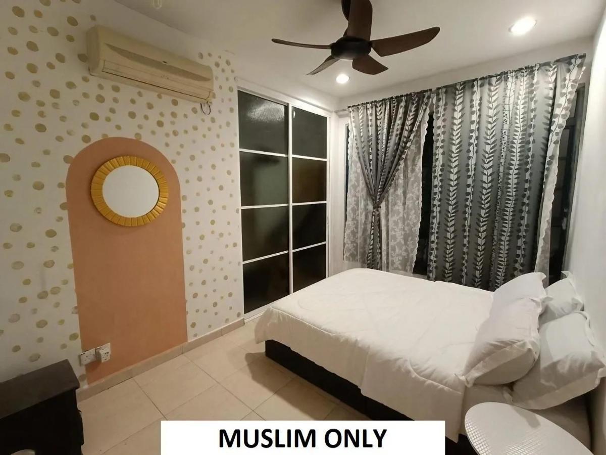 Homestay Laman Nuri, Kota Damansara Petaling Jaya Exteriér fotografie