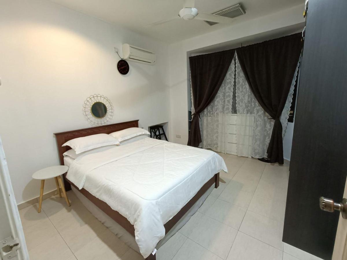 Homestay Laman Nuri, Kota Damansara Petaling Jaya Exteriér fotografie